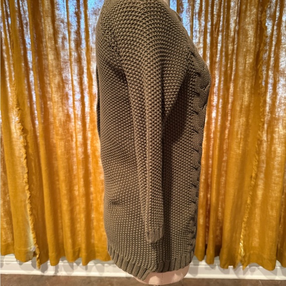 Cynthia Rowley green cable-knit sweater top - Picture 2 of 5